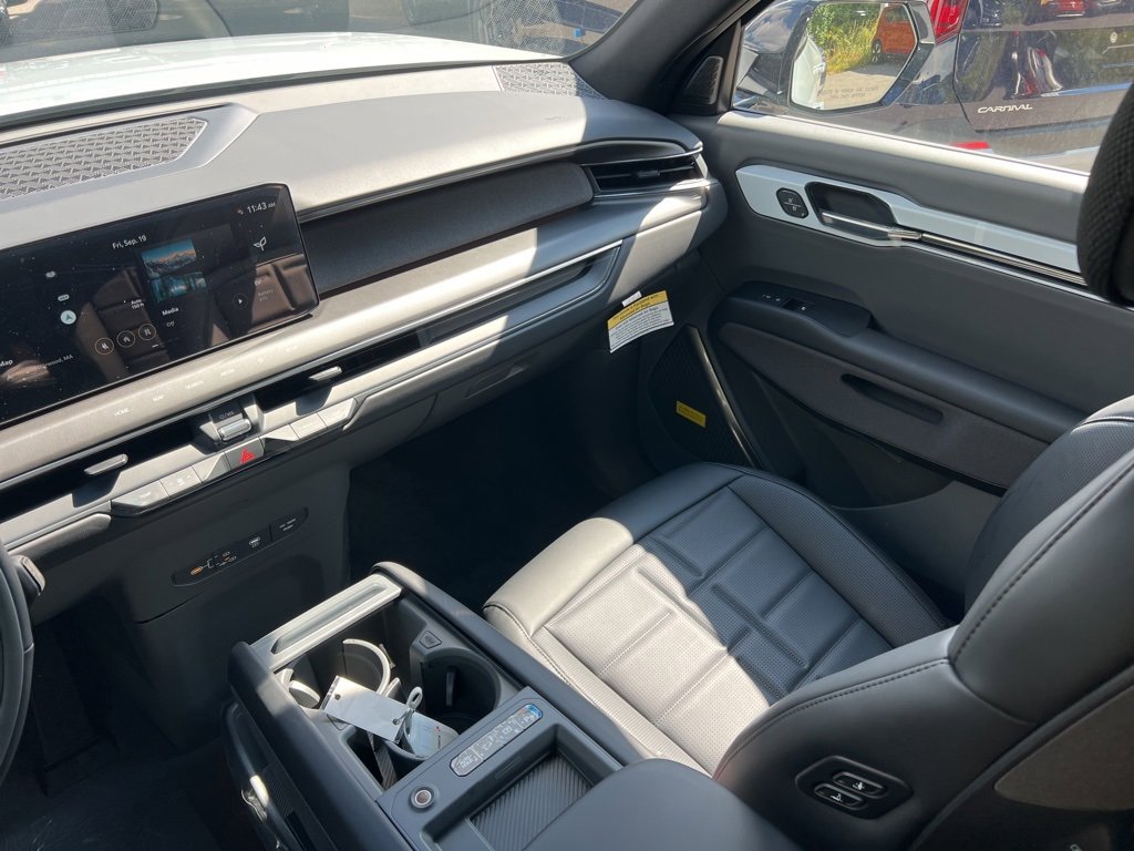 New 2026 Kia EV9 Land w/ Nightfall Edition Package image 11