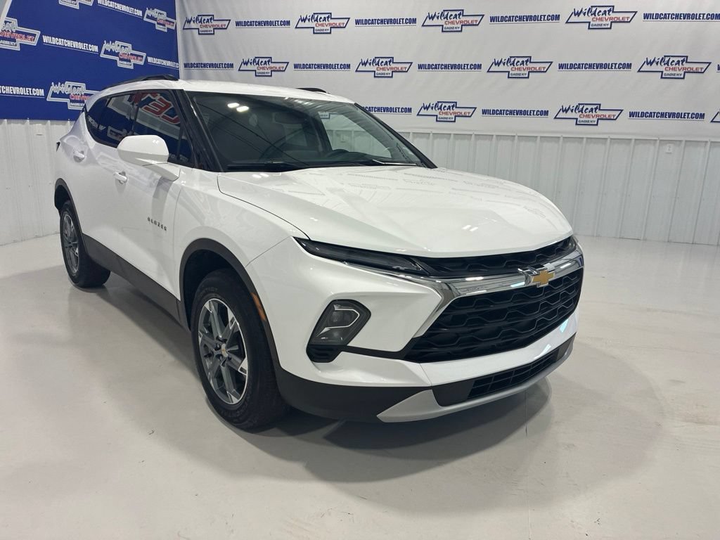 Used 2024 Chevrolet Blazer LT w/ Convenience Package FWD image 7
