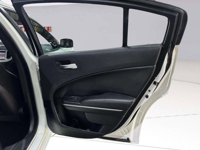 Used 2020 Dodge Charger SXT w/ Leather Interior Group image 33