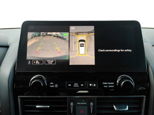 Used 2023 Nissan Armada SL w/ Captain's Chairs Package image 10