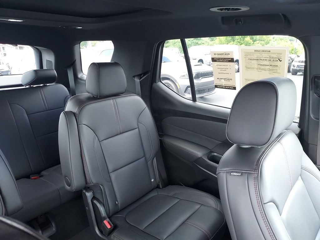 Used 2023 Chevrolet Traverse RS AWD/4WD image 14