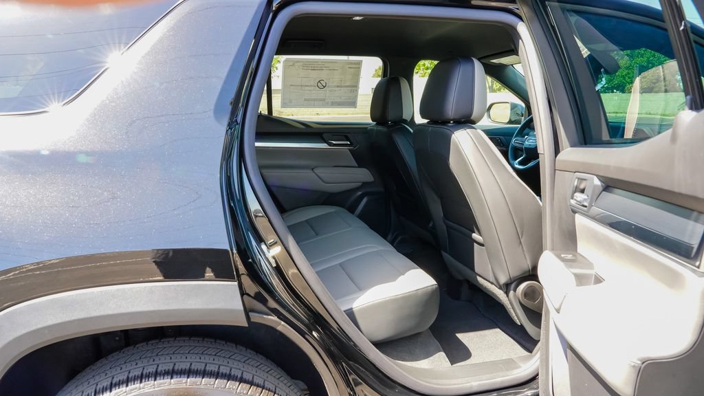 New 2026 GMC Terrain Elevation w/ Elevation Premium Package AWD/4WD image 9