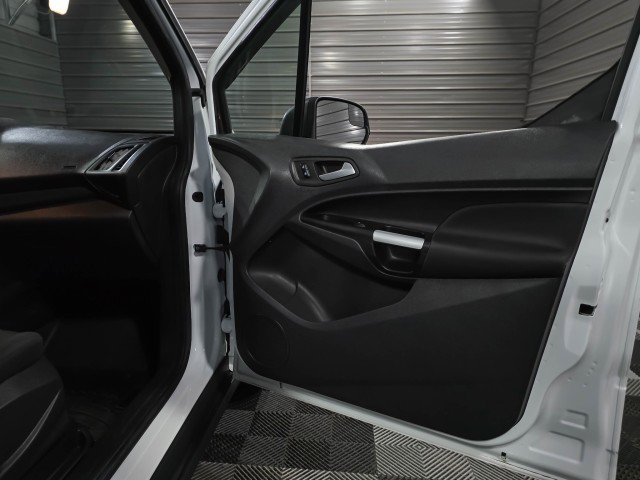 Used 2016 Ford Transit Connect XLT image 30