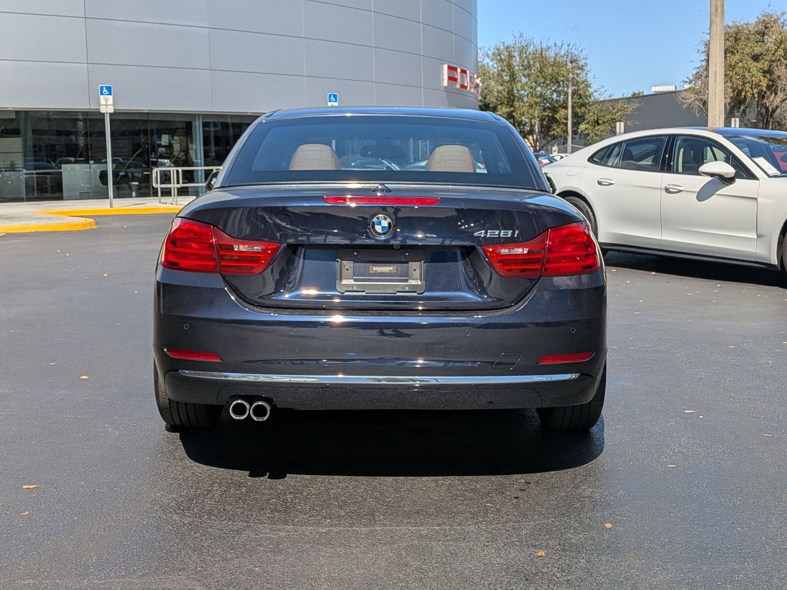 Used 2016 BMW 428i Convertible image 9