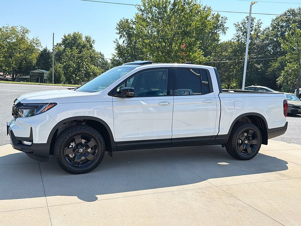 New 2026 Honda Ridgeline Black Edition image 8