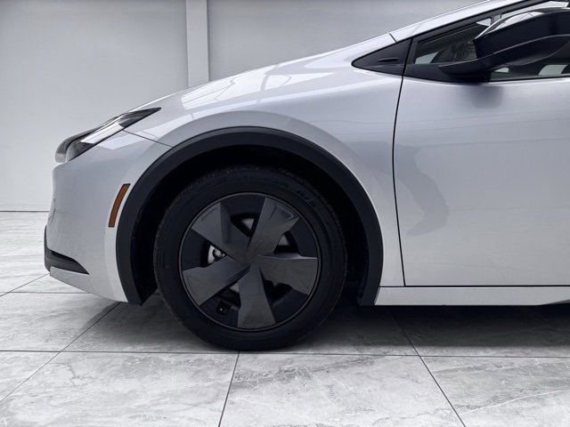 Used 2024 Toyota Prius LE image 8