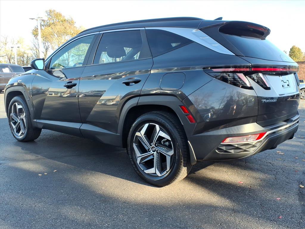 Used 2022 Hyundai Tucson SEL w/ Convenience + Premium Package image 5