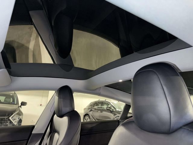 Used 2022 Tesla Model 3 Long Range AWD/4WD image 22