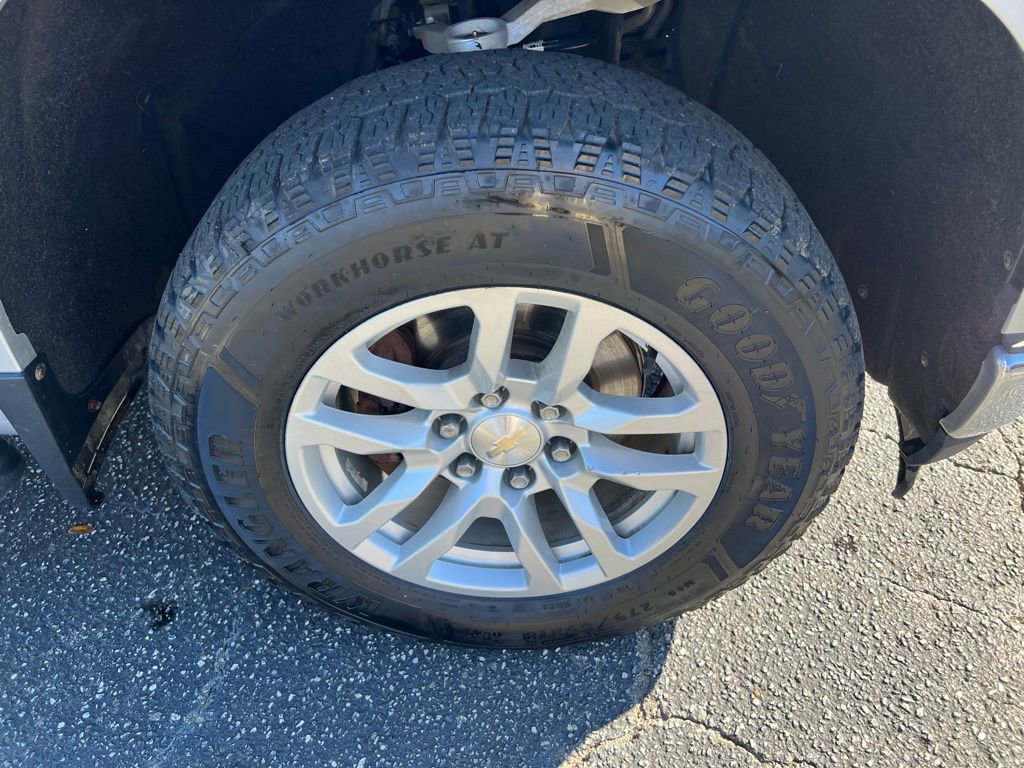 Used 2022 Chevrolet Silverado 1500 LT w/ Diesel Off-Road Package image 40