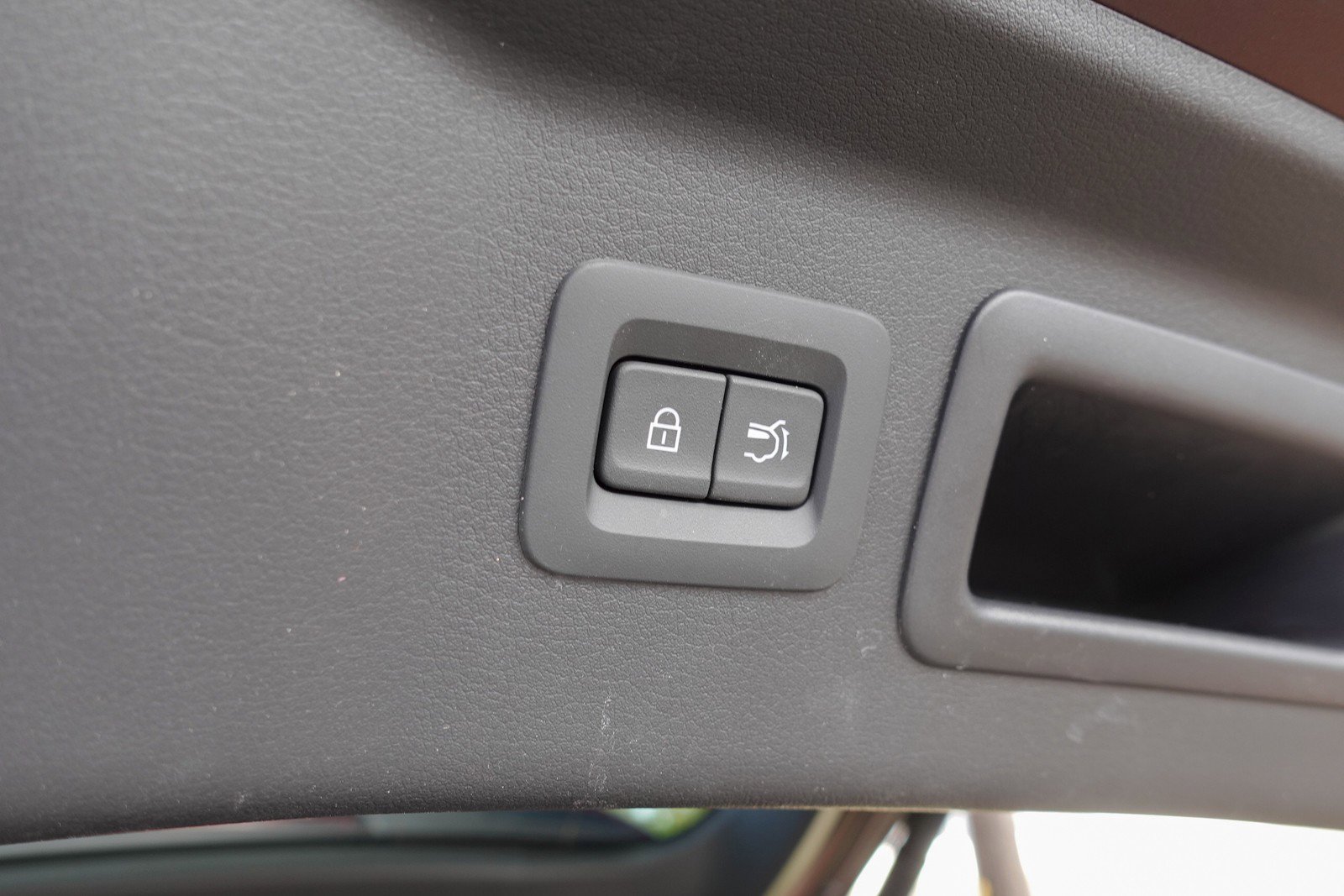 Used 2024 MAZDA CX-90 Plug-In Hybrid w/ Premium Plus image 25