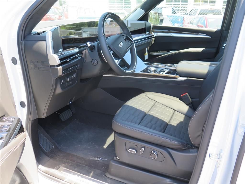 New 2026 Cadillac Escalade Platinum Luxury AWD/4WD image 11