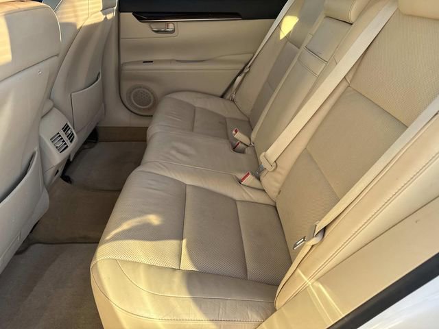 Used 2013 Lexus ES 350 w/ Luxury Pkg image 13