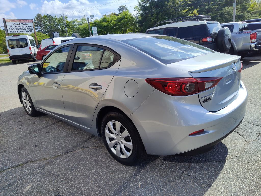 Used 2018 MAZDA MAZDA3 Sport image 7
