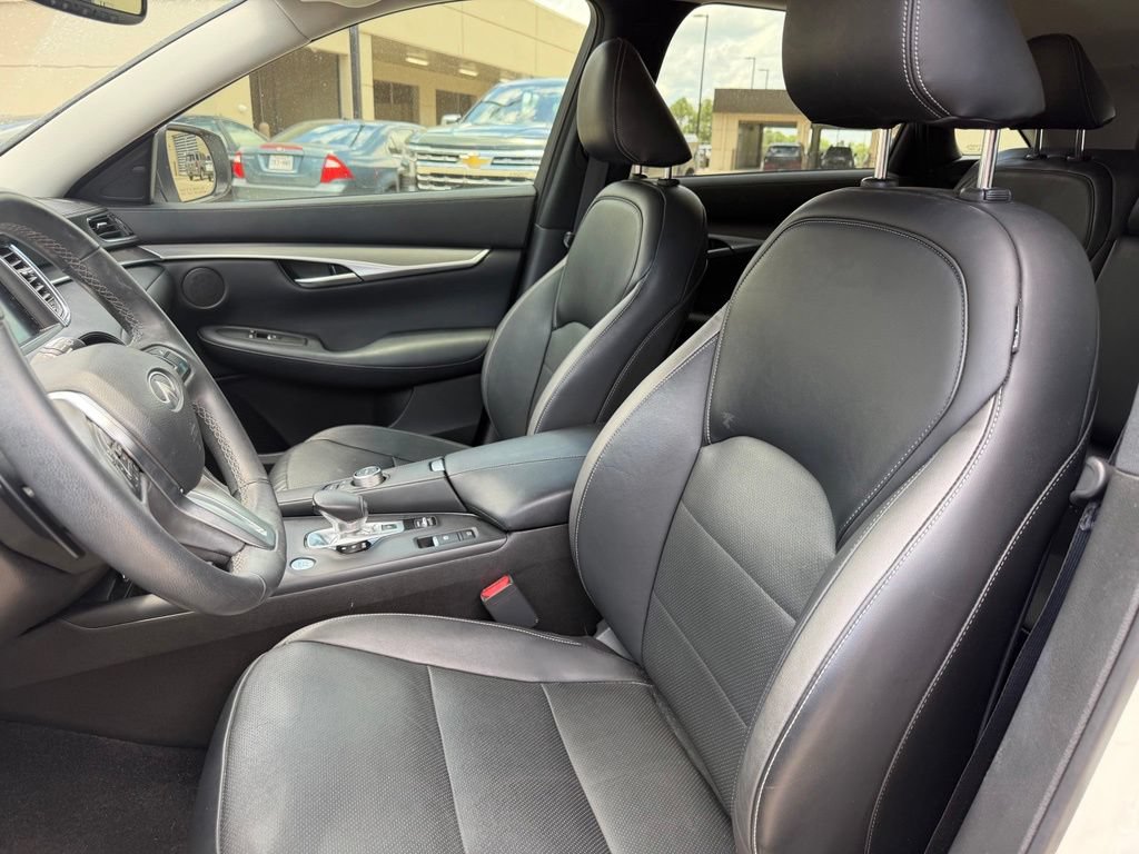 Used 2022 INFINITI QX50 Luxe FWD image 10