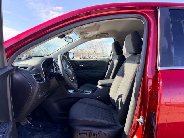 Used 2024 Chevrolet Equinox LT image 7