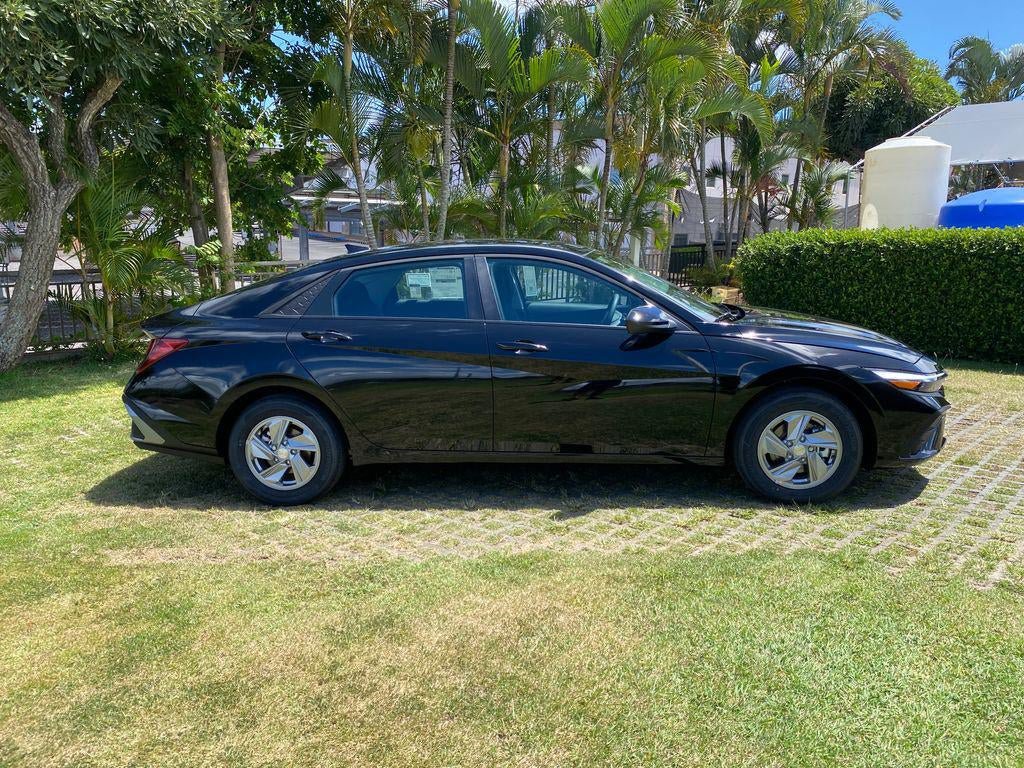 New 2026 Hyundai Elantra SE FWD image 26