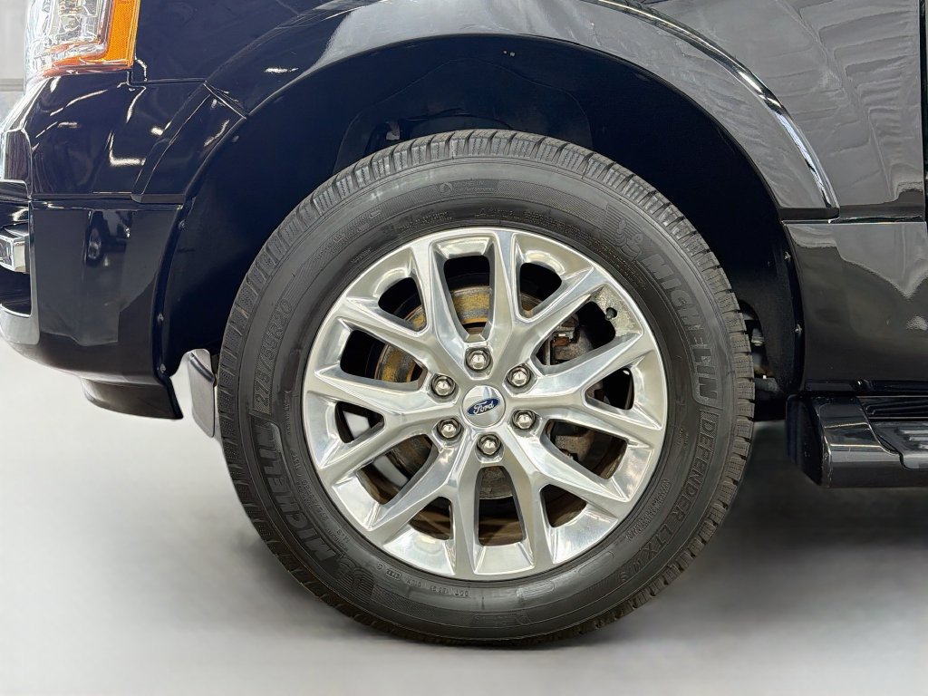 Used 2016 Ford Expedition Limited AWD/4WD image 34