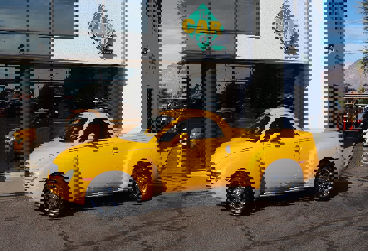 Used 2005 Chevrolet SSR w/ Preferred Equipment Group image 4