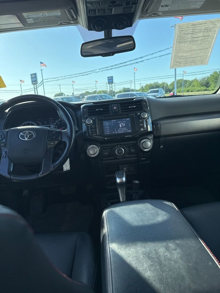 Used 2017 Toyota 4Runner TRD Off-Road Premium AWD/4WD image 18