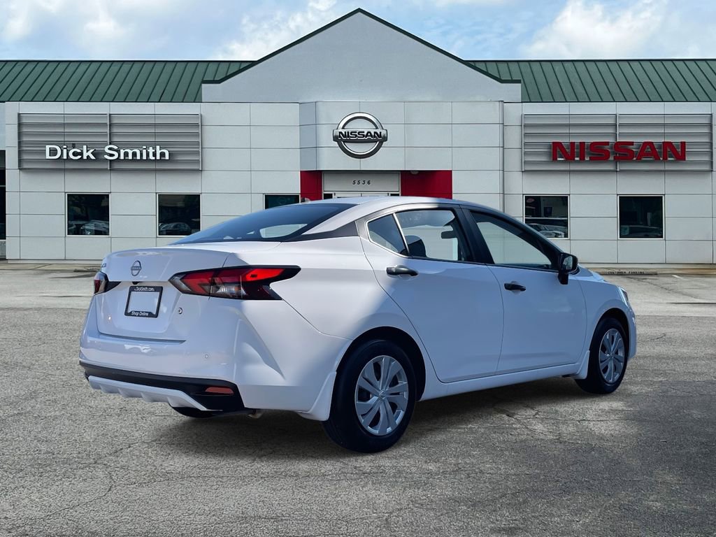 Used 2025 Nissan Versa S w/ Trunk Package image 6