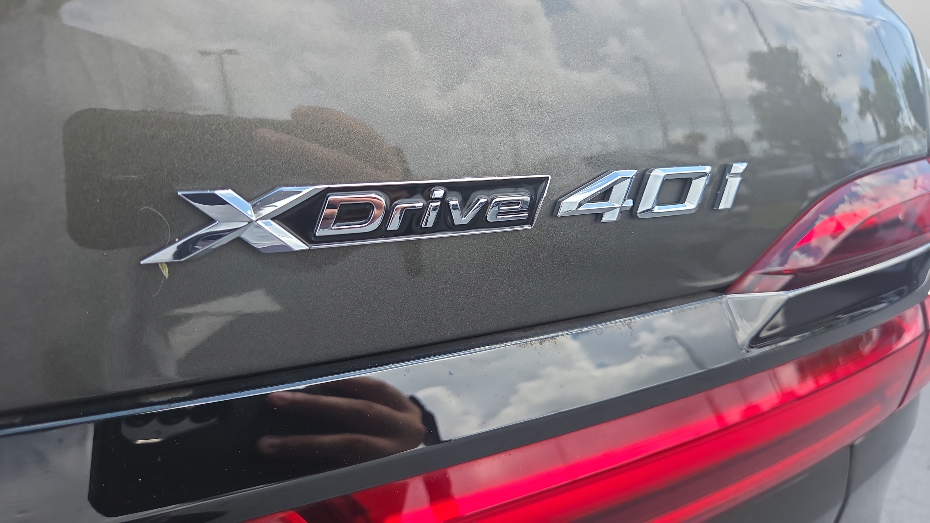 Used 2022 BMW X7 xDrive40i w/ M Sport Package AWD/4WD image 39