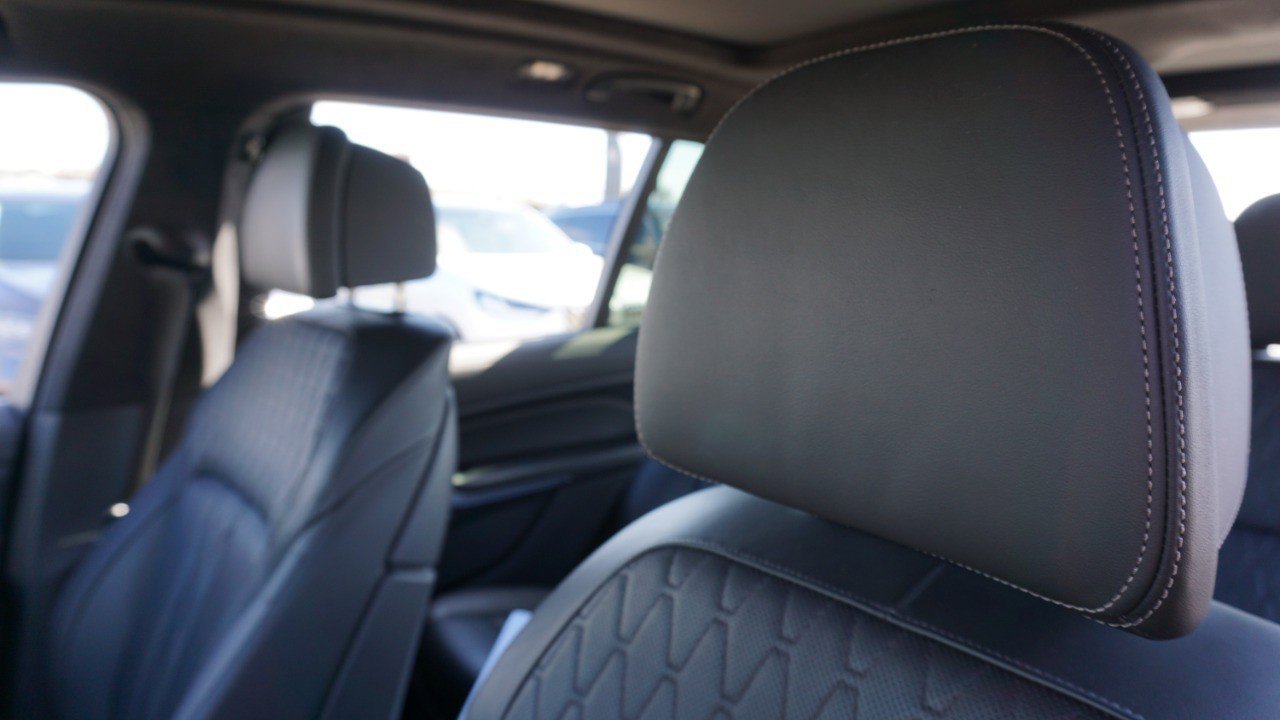 Used 2023 BMW X7 M60i w/ Executive Package image 25