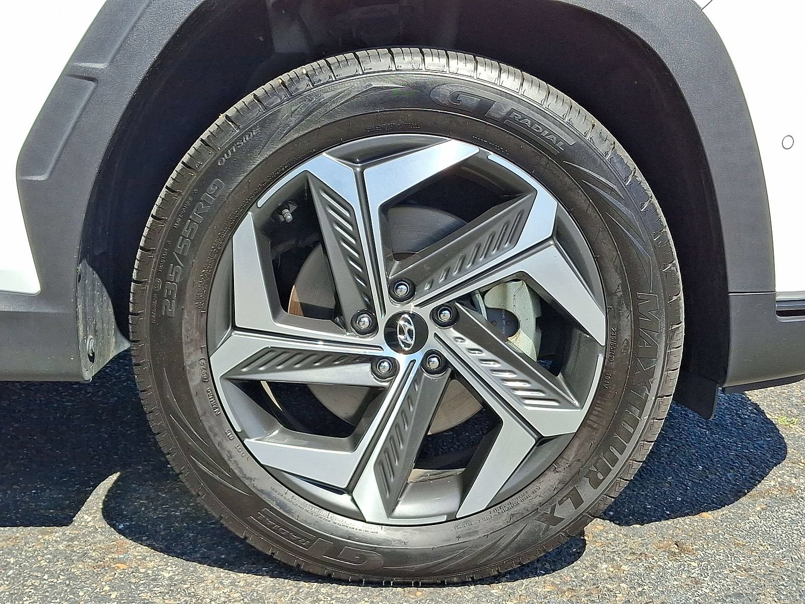 Certified 2024 Hyundai Tucson Limited AWD/4WD image 33