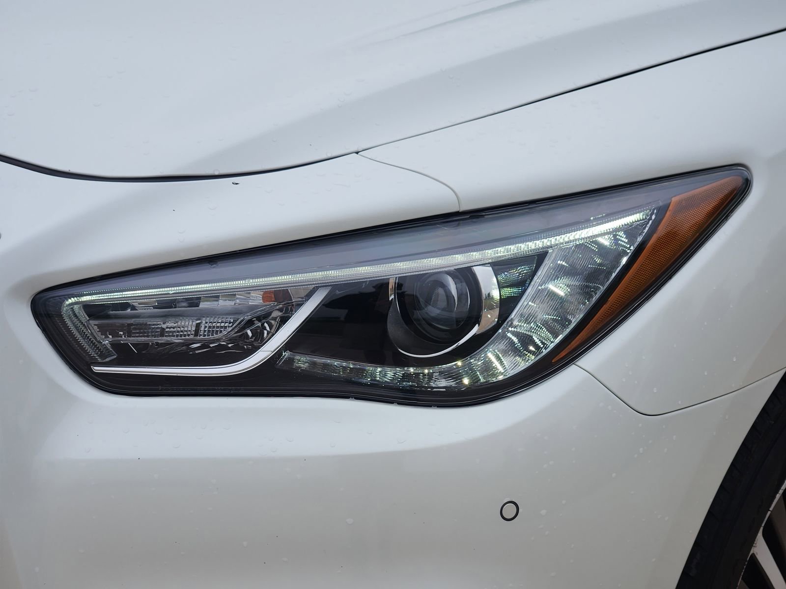 Used 2019 INFINITI QX60 Luxe w/ Essential Package FWD image 9