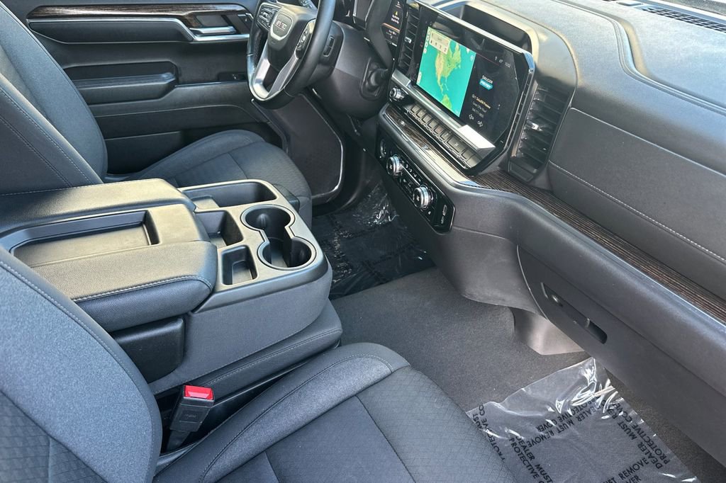 Used 2024 GMC Sierra 1500 Elevation image 18