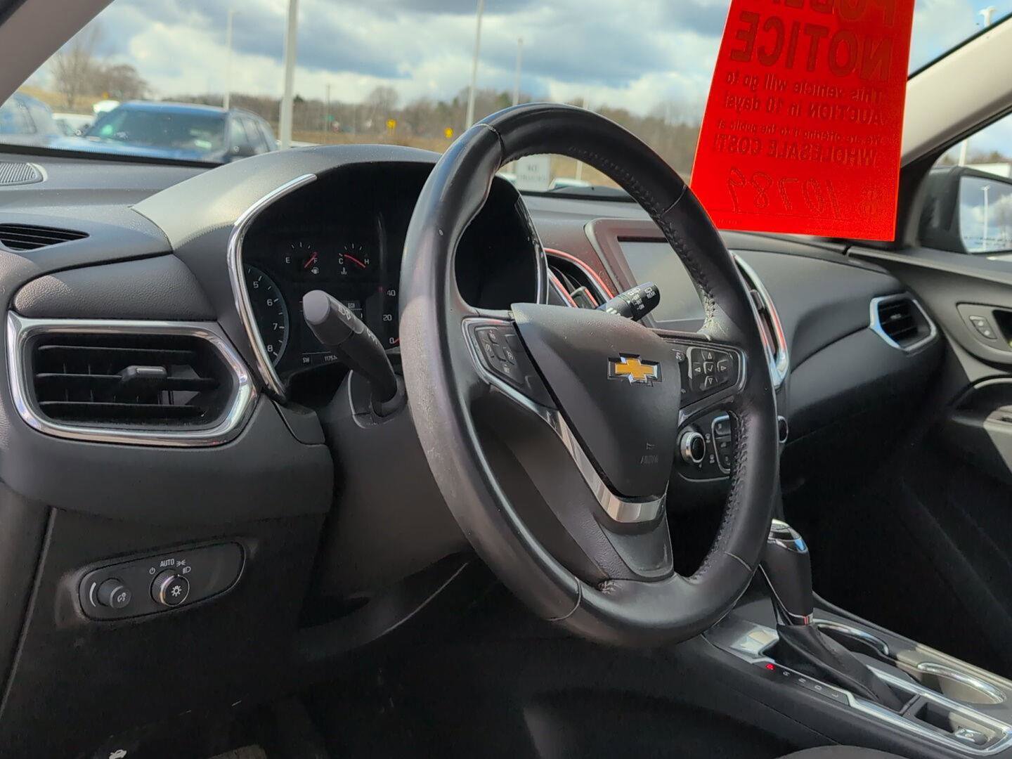 Used 2018 Chevrolet Equinox LT FWD image 20