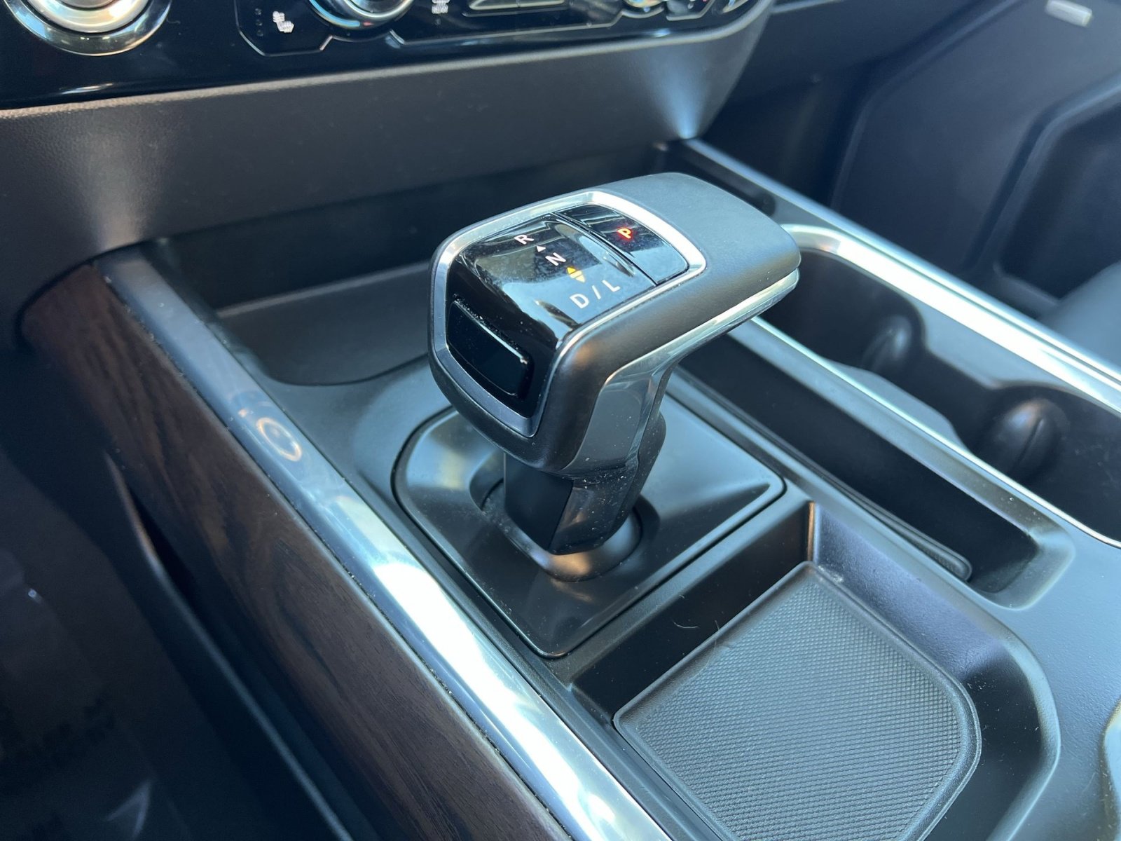 Used 2023 GMC Sierra 1500 SLT w/ SLT Premium Package image 20