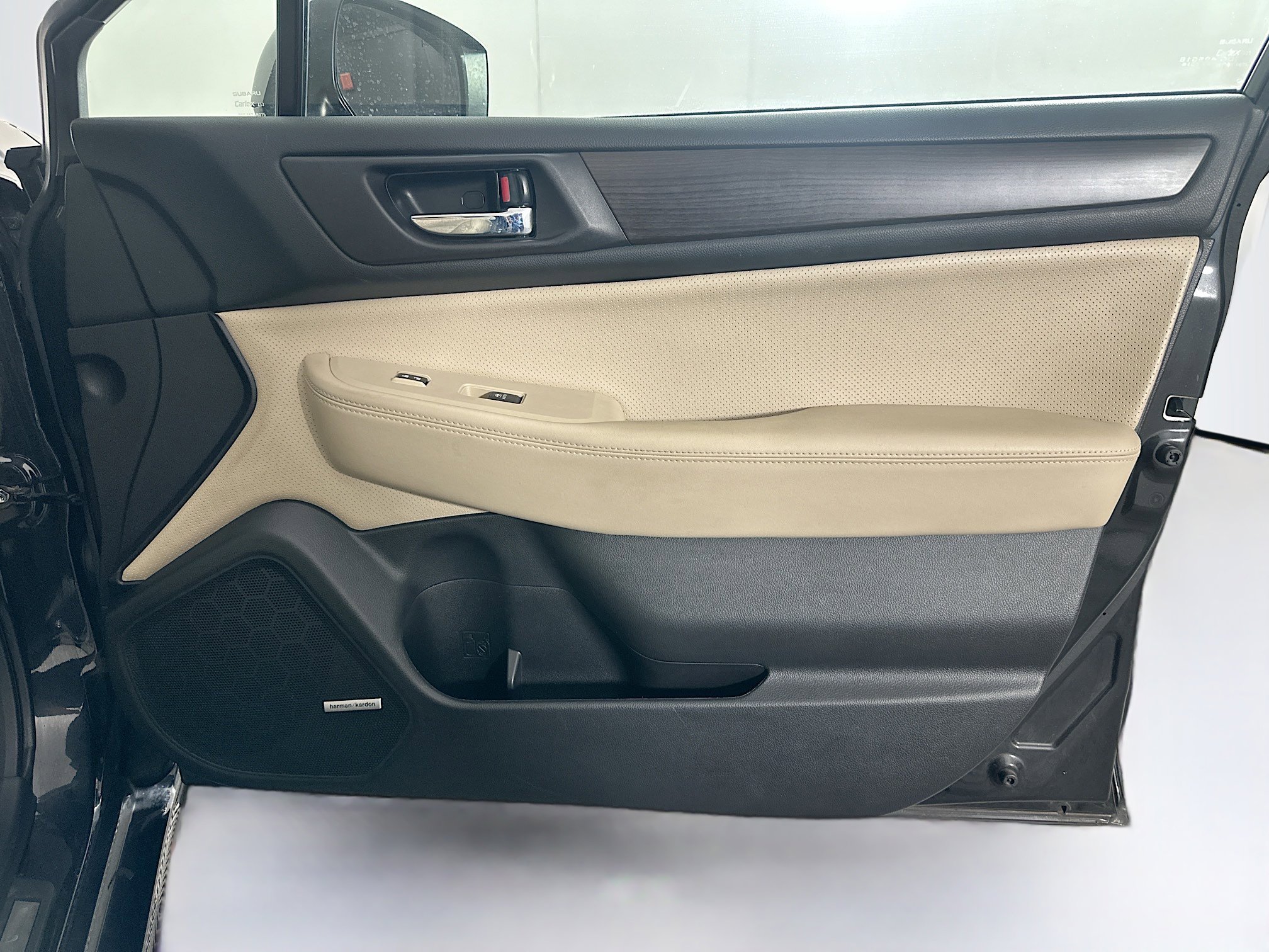 Used 2016 Subaru Legacy 2.5i Limited image 31