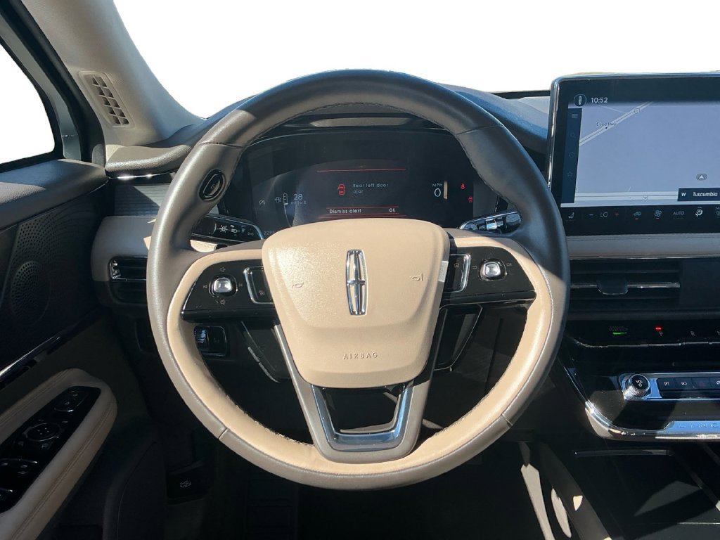 Certified 2024 Lincoln Corsair FWD image 18