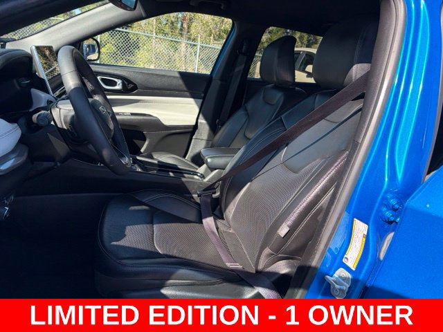 Used 2025 Jeep Compass Limited w/ Elite Group AWD/4WD image 14