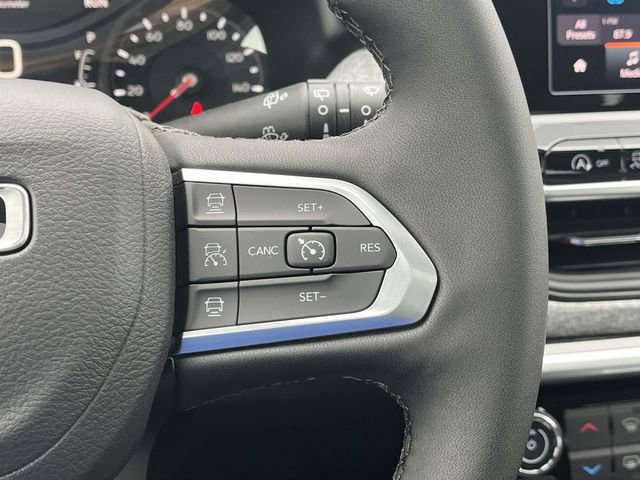 New 2026 Jeep Compass Latitude image 21