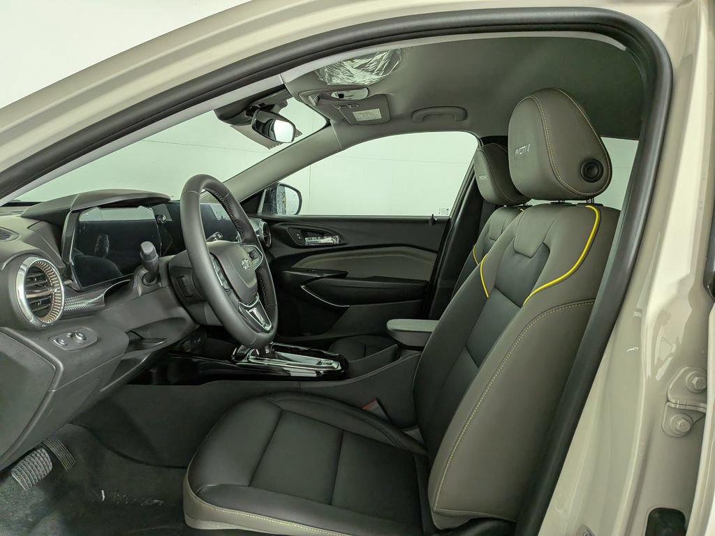 New 2026 Chevrolet Trax ACTIV w/ Driver Confidence Package FWD image 15