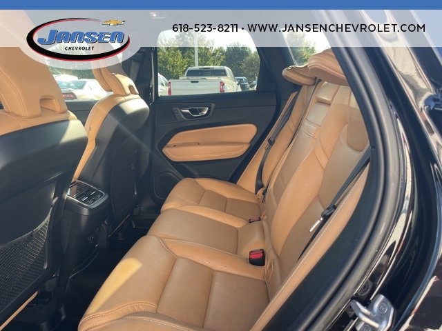 Used 2021 Volvo XC60 T5 Inscription w/ Advanced Package image 18