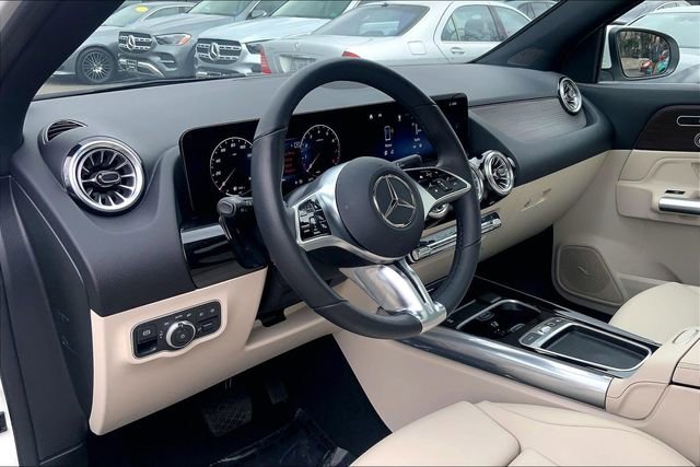 Used 2026 Mercedes-Benz GLA 250 4MATIC image 14