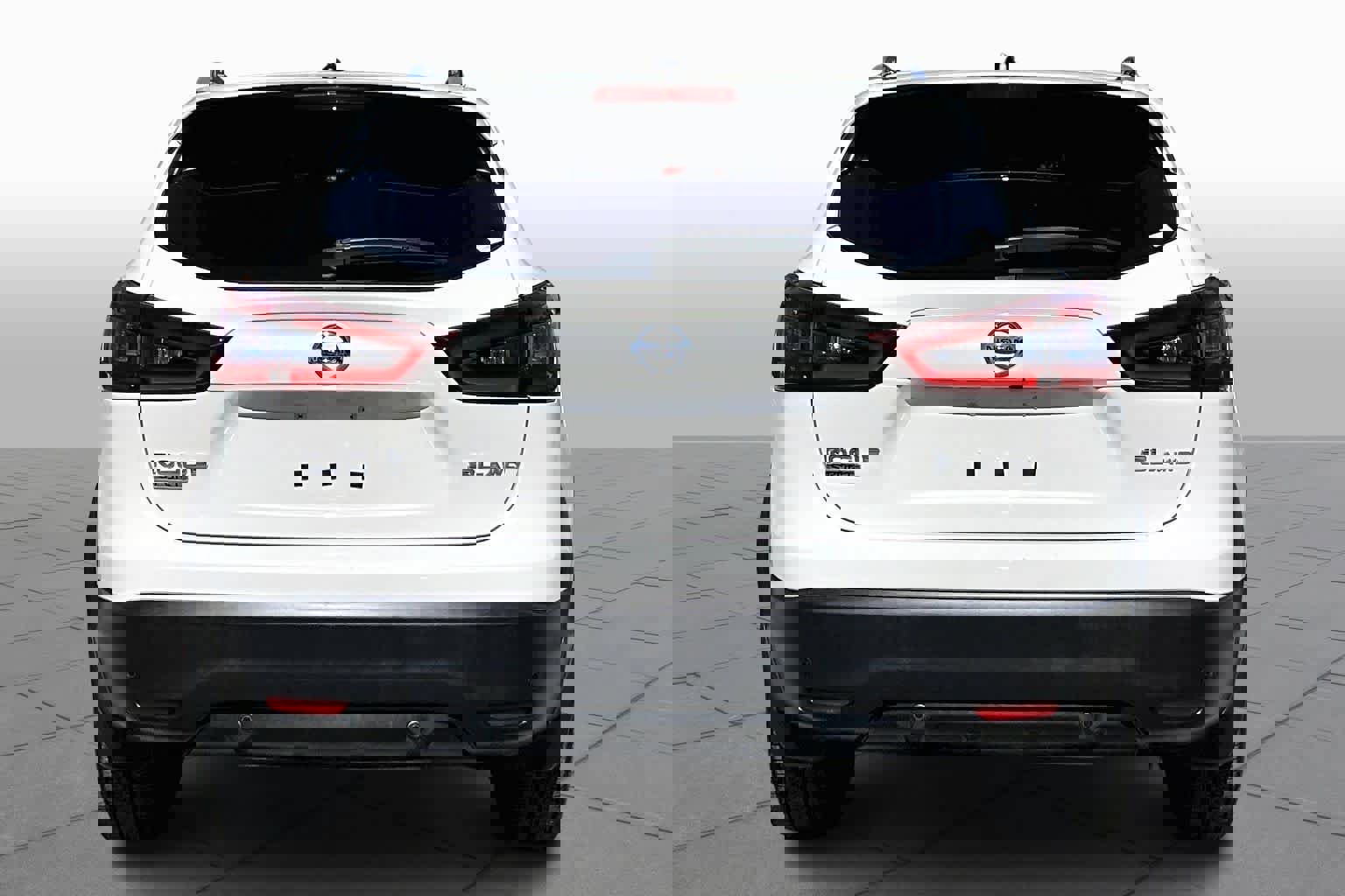 Used 2021 Nissan Rogue Sport SL w/ Premium Package image 5