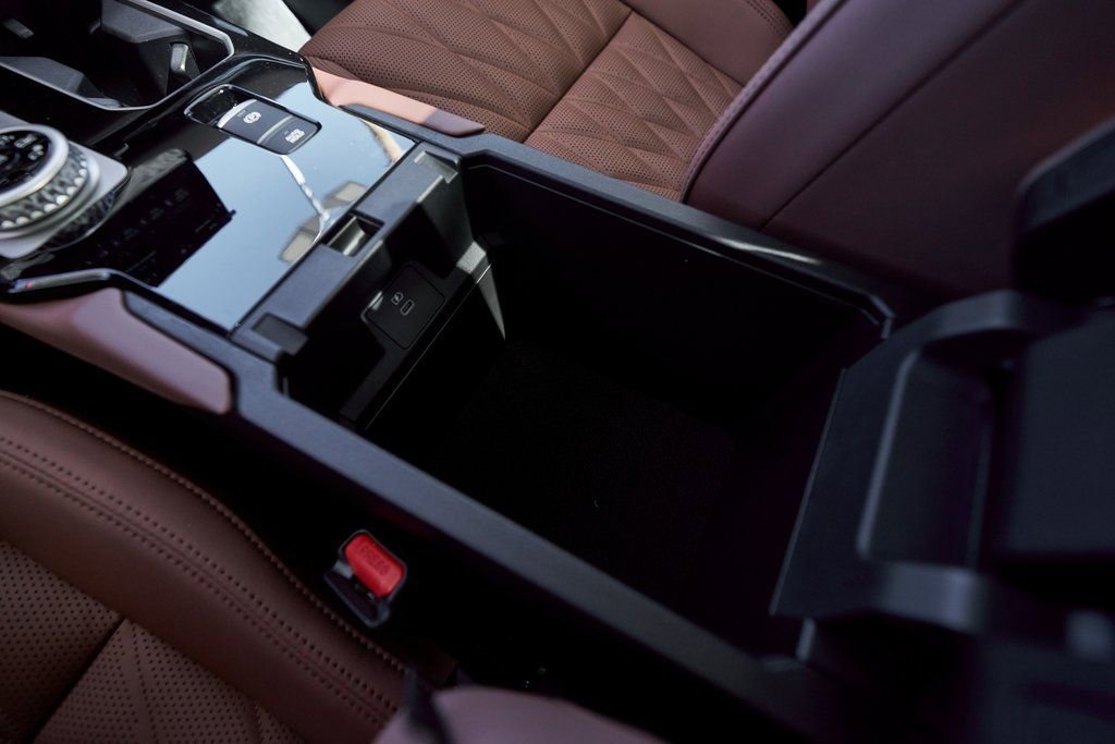 Used 2025 Mitsubishi Outlander SEL FWD image 42