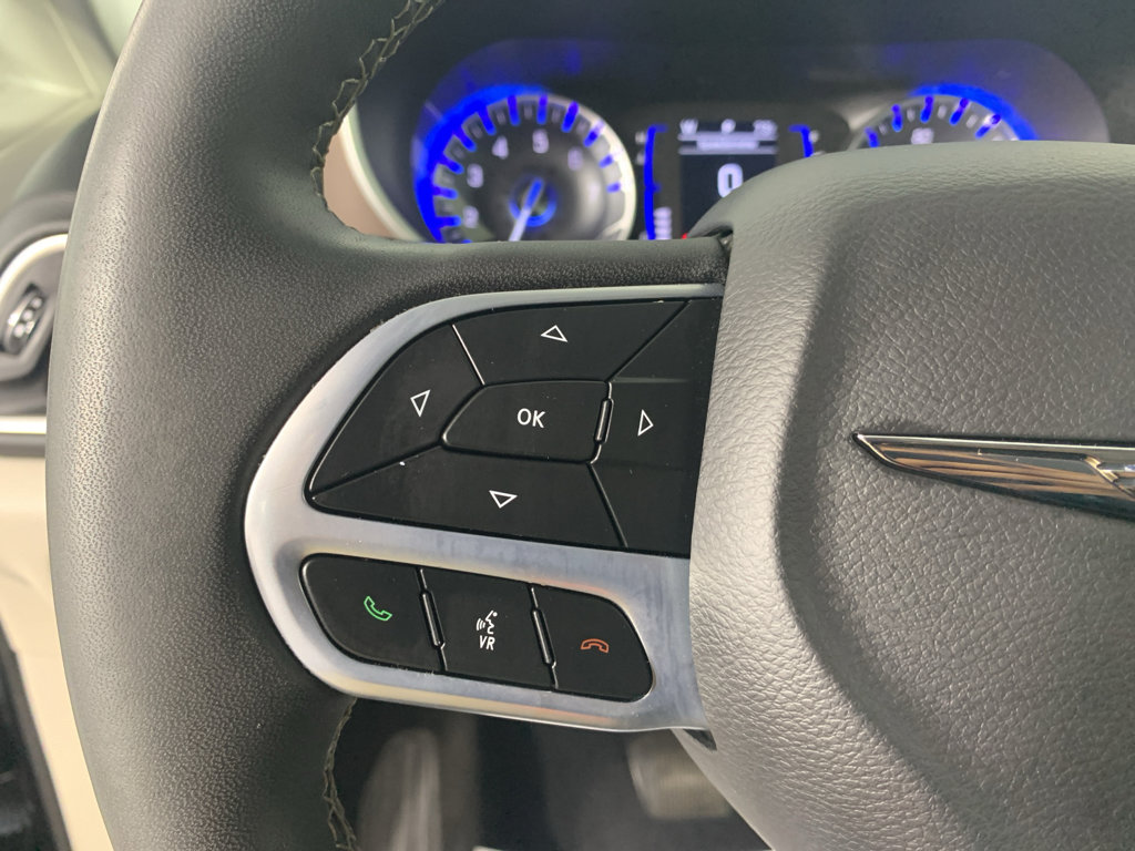 Used 2023 Chrysler Voyager LX FWD image 19