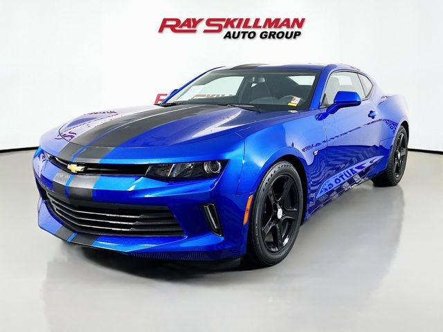 Used 2018 Chevrolet Camaro LT image 3