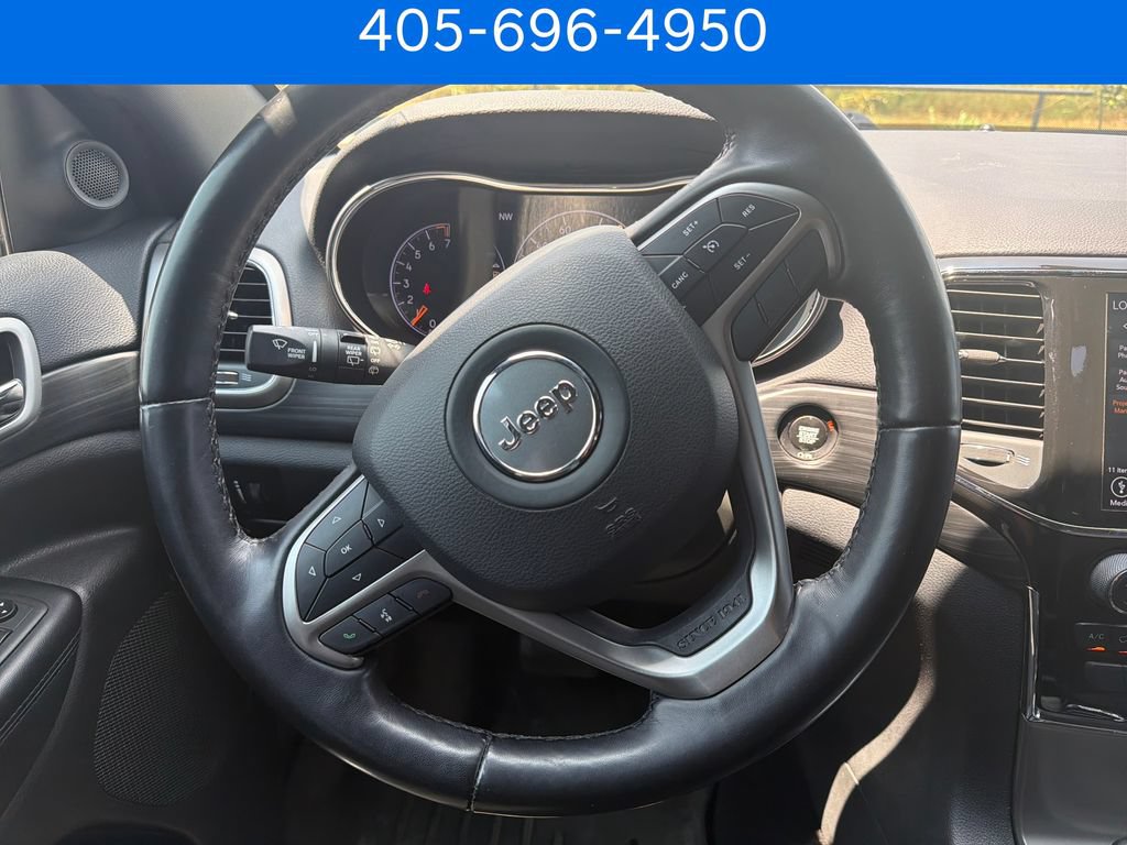 Used 2022 Jeep Grand Cherokee Laredo X AWD/4WD image 17