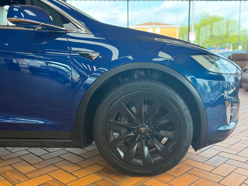Used 2016 Tesla Model X 90D AWD/4WD image 26