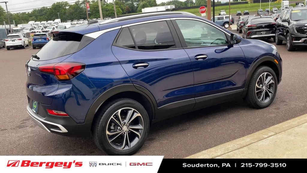 Certified 2023 Buick Encore GX Select AWD/4WD image 10
