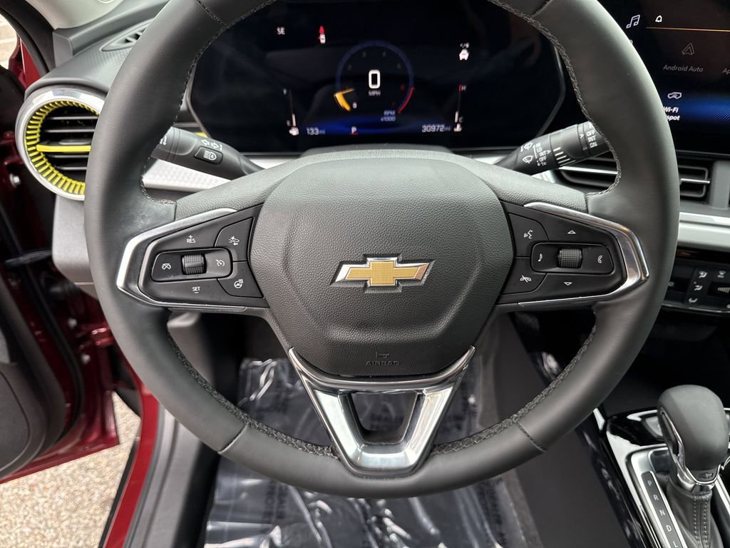 Used 2024 Chevrolet Trax LT w/ Driver Confidence Package image 12