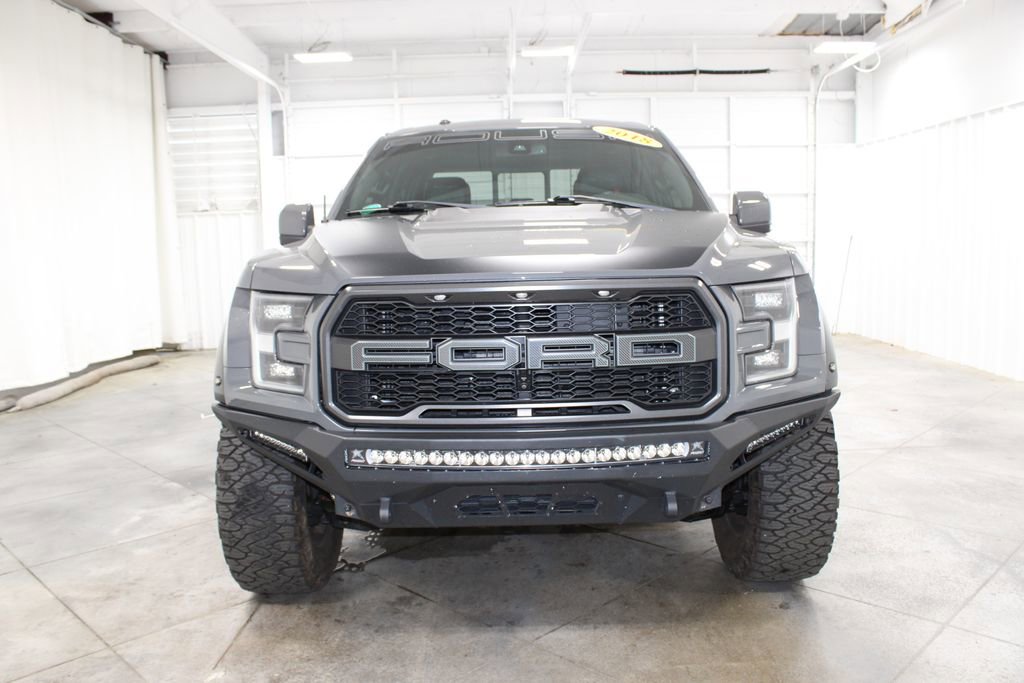 Used 2018 Ford F150 Raptor w/ Equipment Group 802A Luxury image 3