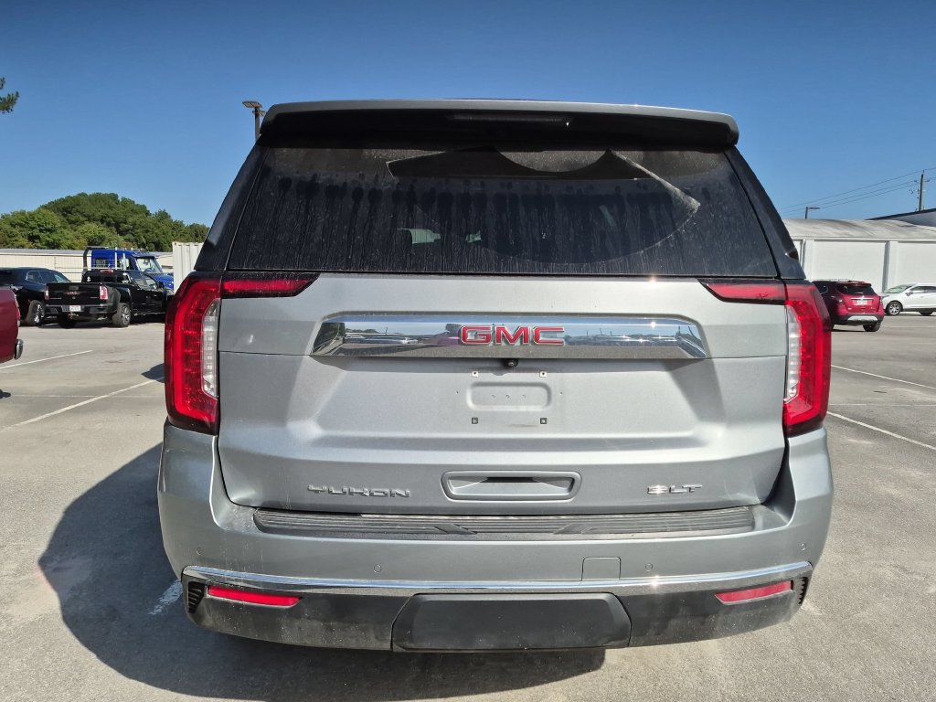 Used 2024 GMC Yukon SLT w/ SLT Luxury Package AWD/4WD image 8
