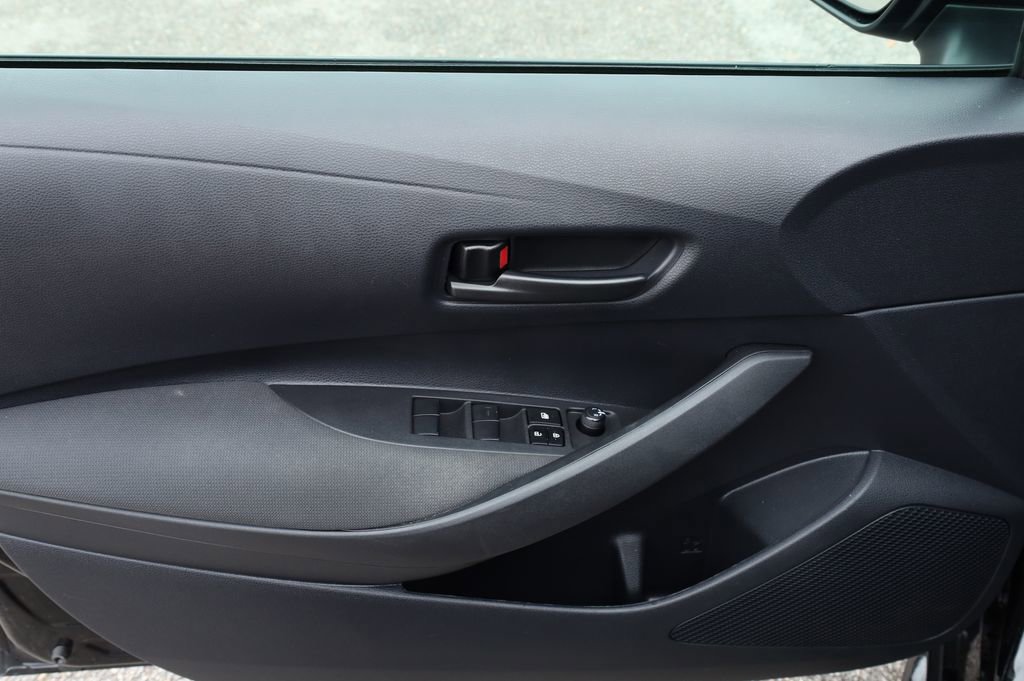 Used 2024 Toyota Corolla LE image 18