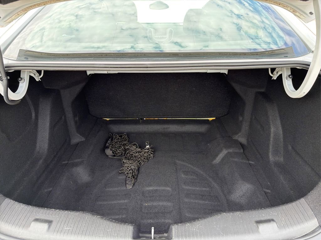 Used 2018 Chevrolet Cruze LS FWD image 13